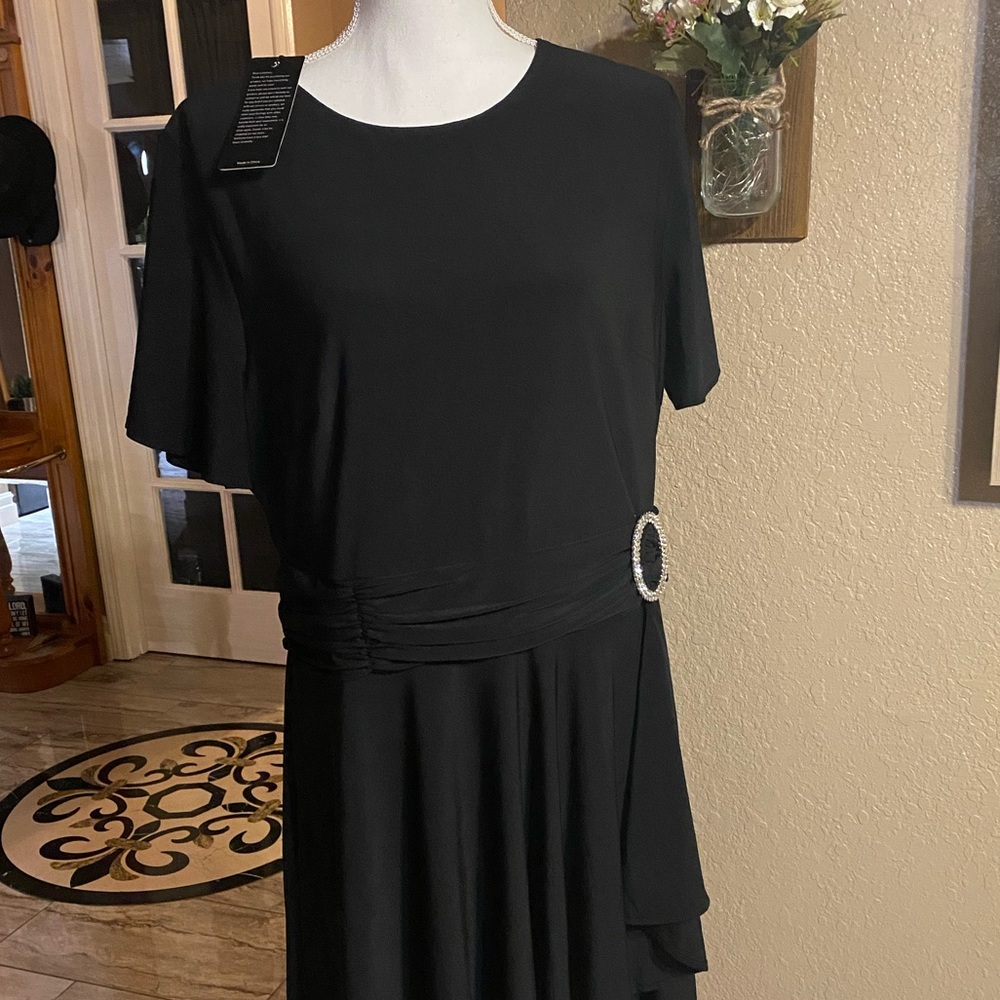 NWT  Black Dress. Hanna Nikole. Size 16.